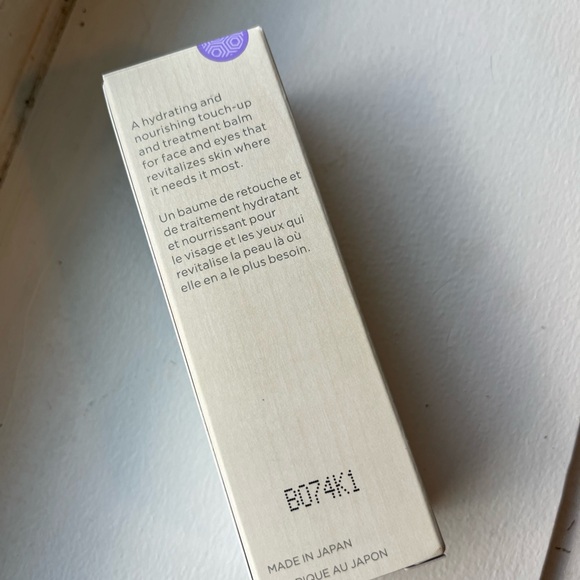 New in Box Tatcha The Serum Stick - Picture 4 of 7